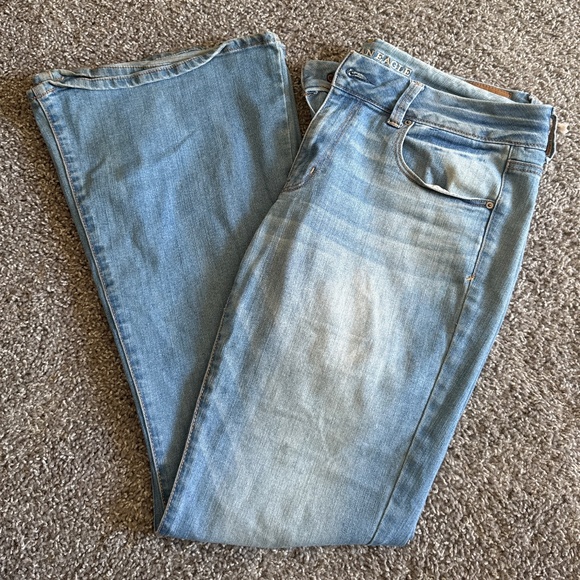 American Eagle Outfitters Denim - American Eagle jeans